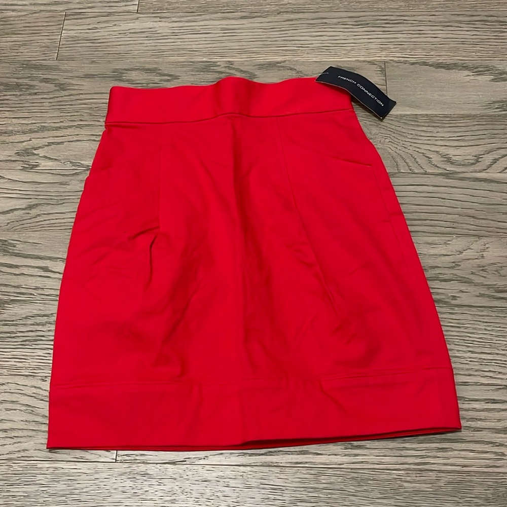 NEW. NWT. French Connection   High Waist Mini Pencil Skirt.  Size 2